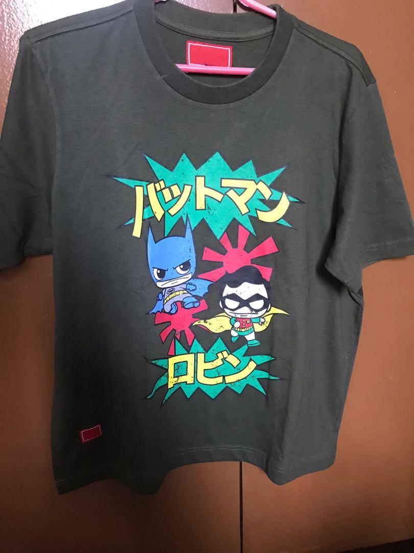 Batman and joker shirt (Category: Tshirts & Polo Shirts ) located in Cainta. Submitted by _inzaghi (Listing ID 242769492, Image 2). Description: For sale batman shirt size larger fit to medium joker shirt size xs fit to small good condition as pack po inuulet ko as pack wag na tumawad wala ka kasalanan pasig area meet up.