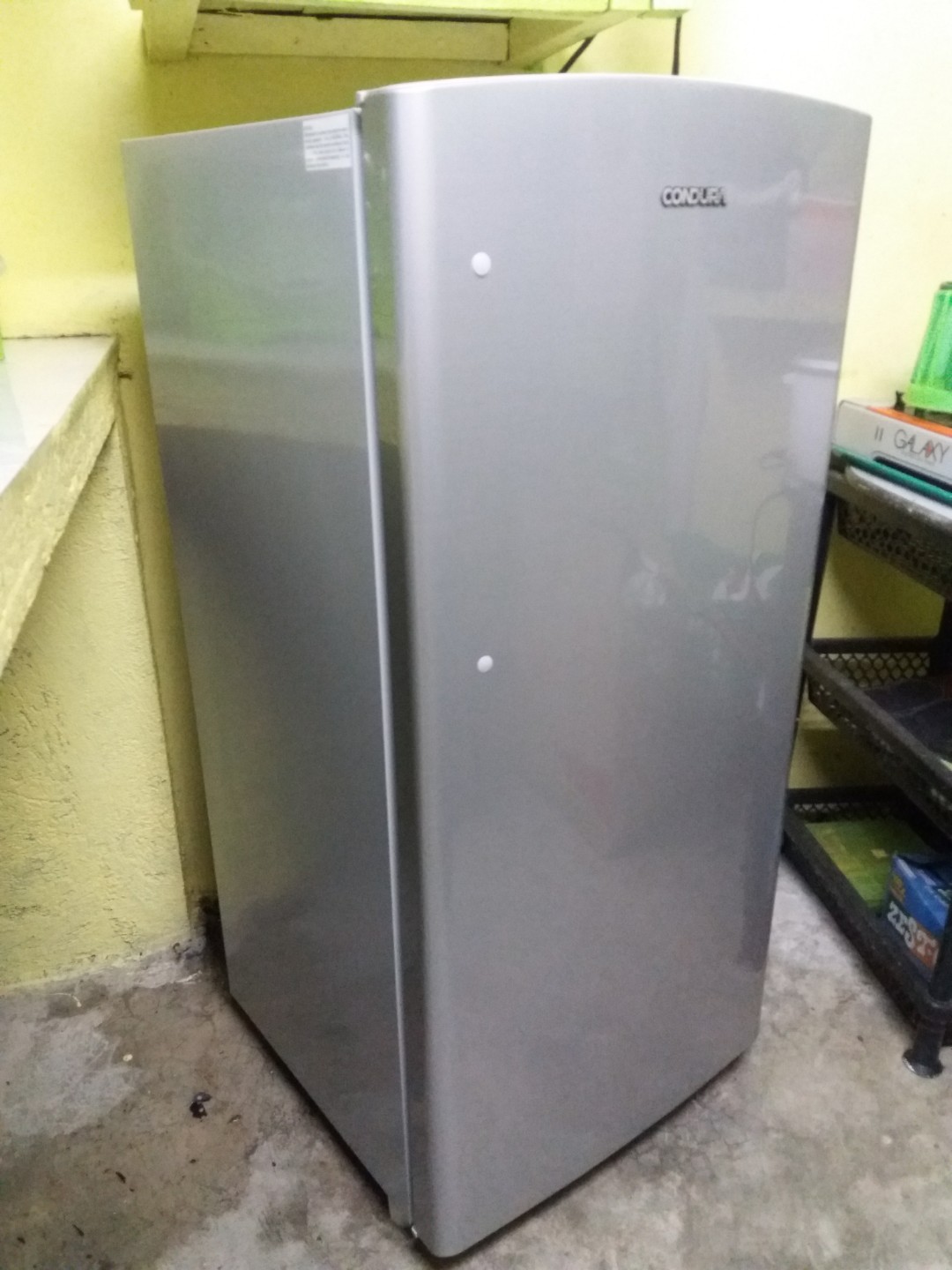 Condura 5.6 cu ft refrigerator sale