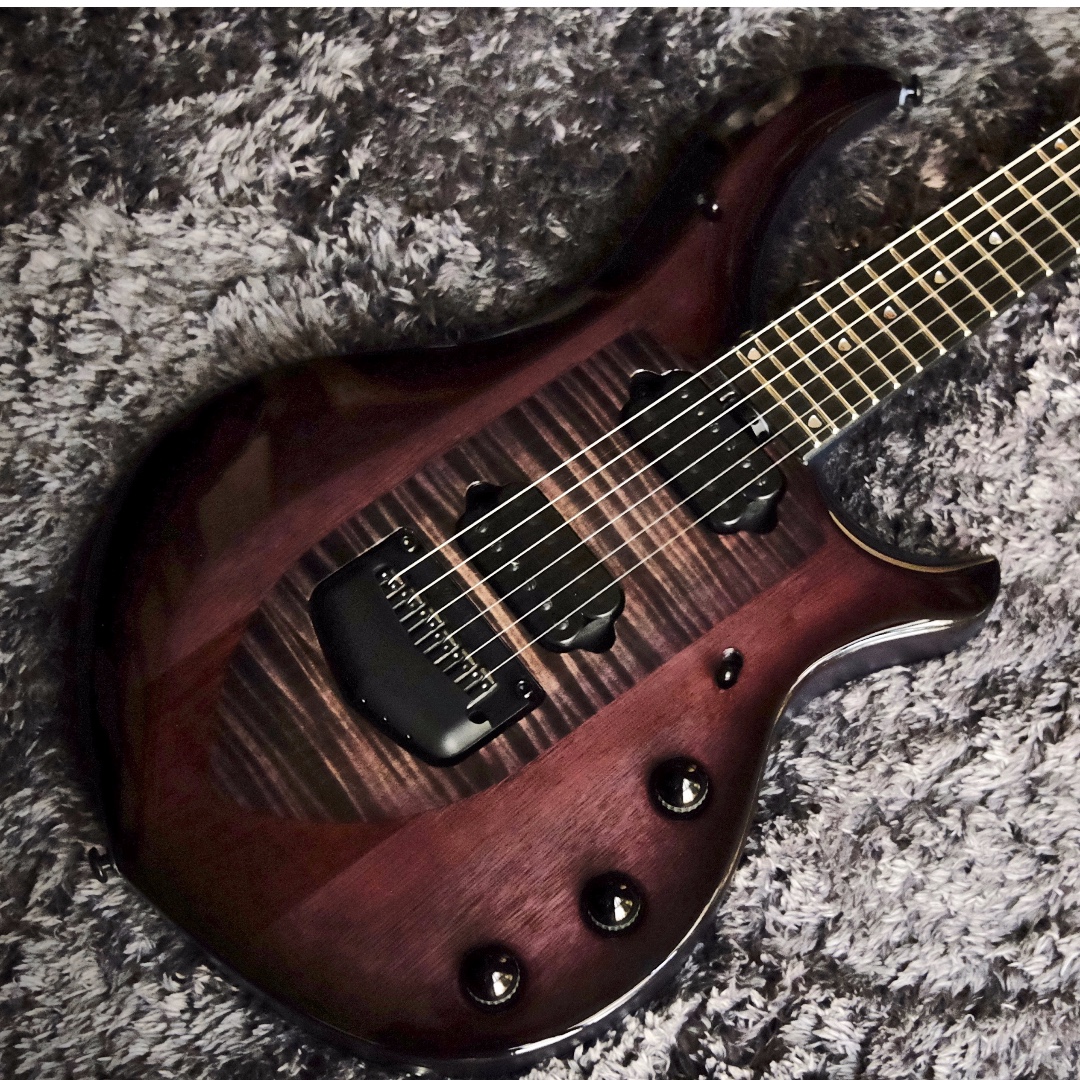 Music man majesty online black knight