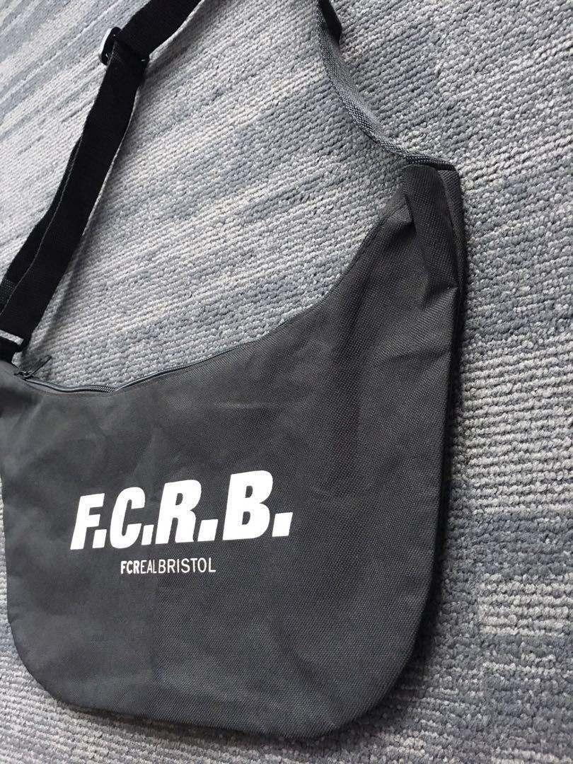 FCRB Nike soph (Category: Sling Bags) located in Manila. Submitted by soyfresh (Listing ID 204891049, Image 2). Description: gently used F.C.R.B two way bag in gently used condition..