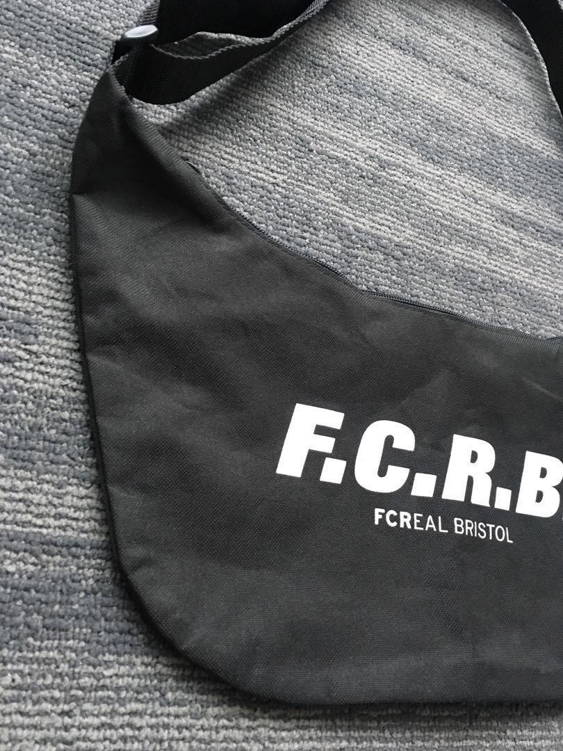 FCRB Nike soph (Category: Sling Bags) located in Manila. Submitted by soyfresh (Listing ID 204891049, Image 3). Description: gently used F.C.R.B two way bag in gently used condition..