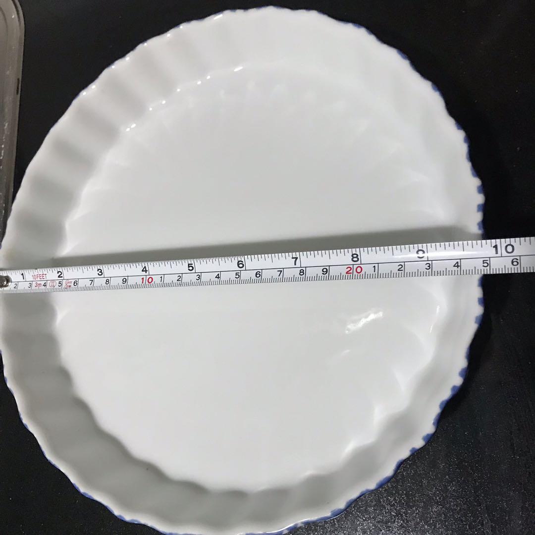 Fluted ceramic quiche pan, Furniture & Home Living, Kitchenware