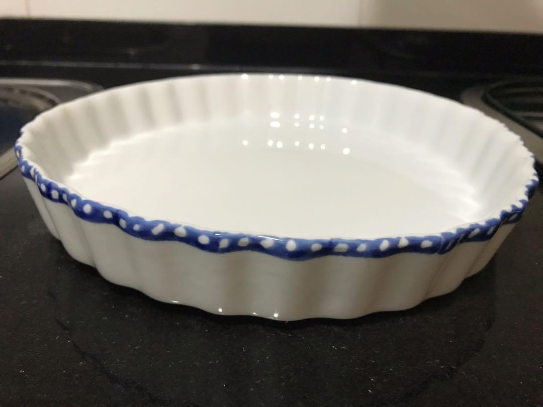 Fluted ceramic quiche pan, Furniture & Home Living, Kitchenware