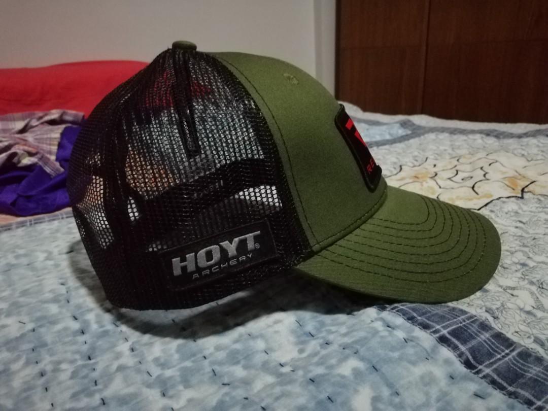 Hoyt Archery Redwrx Trucker Hat / Cap, Men's Fashion, Watches