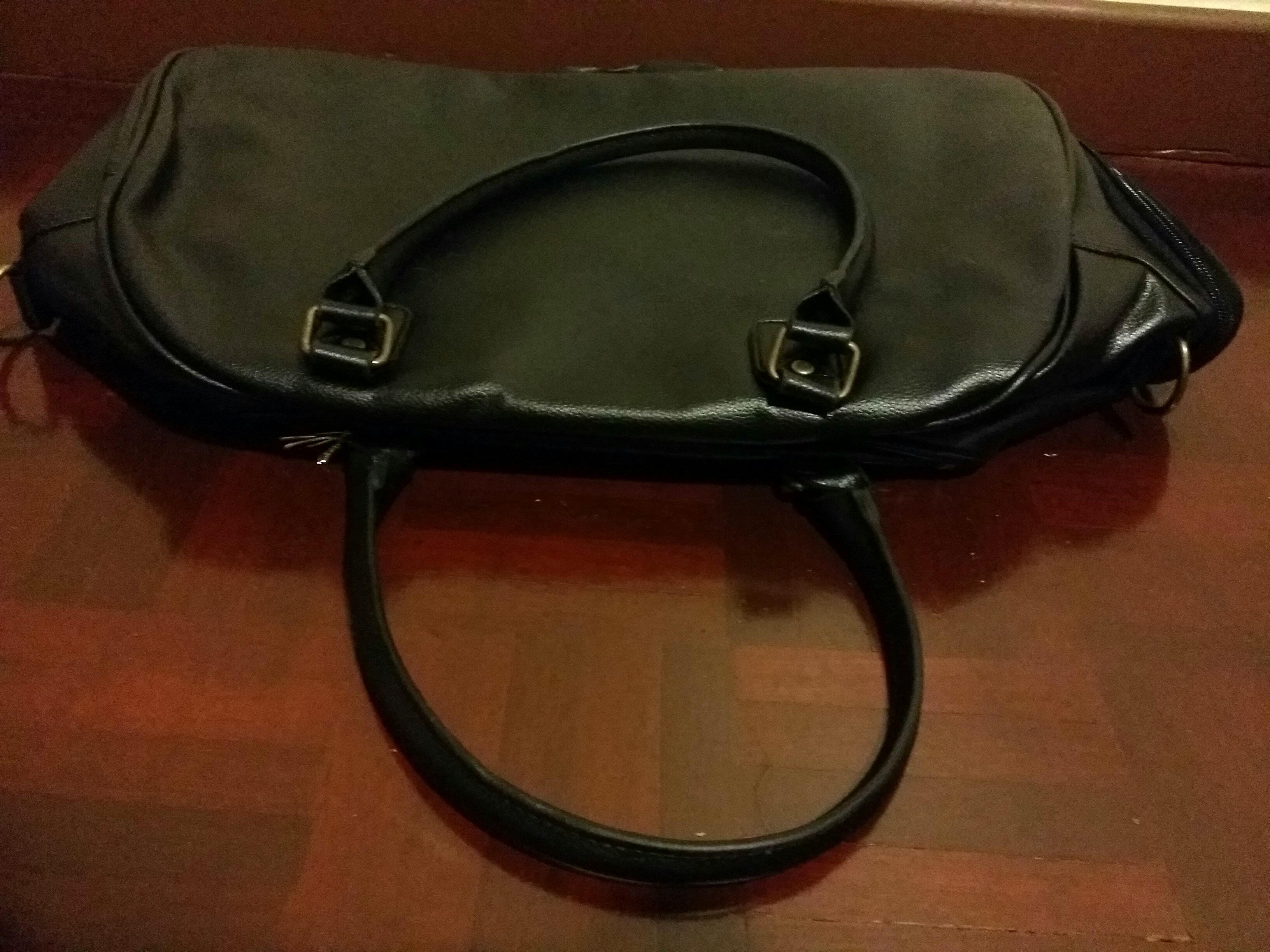 Johnnie Walker Duffle Bag, Luxury, Bags & Wallets on Carousell