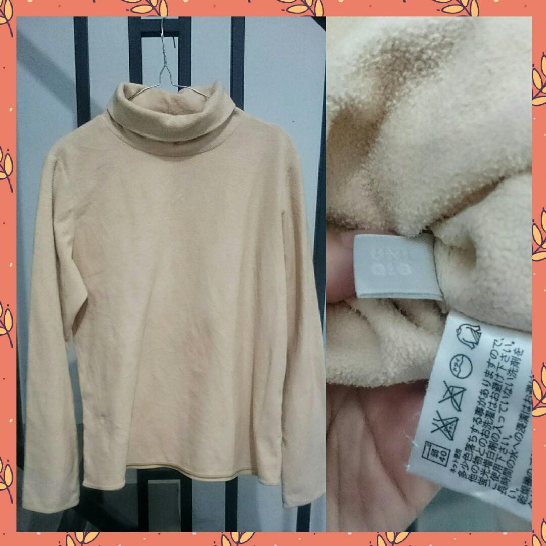 Kaos turtleneck uniqlo hotsell