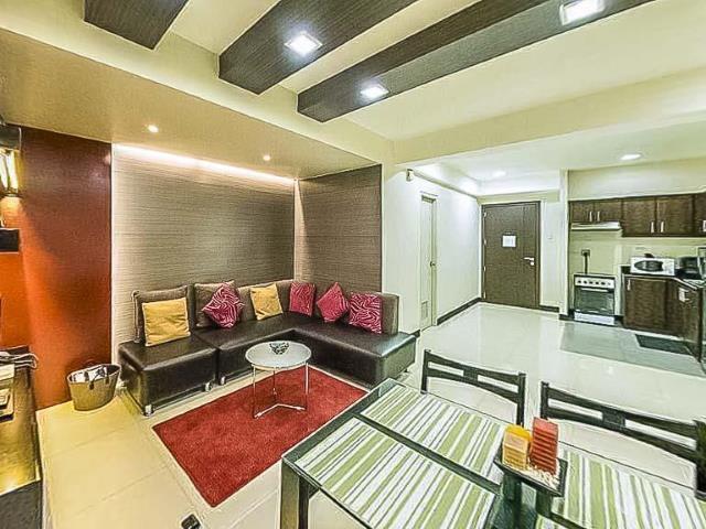 One Roxas Triangle Makati 3 Bedrooms Condo For Rent On Carousell