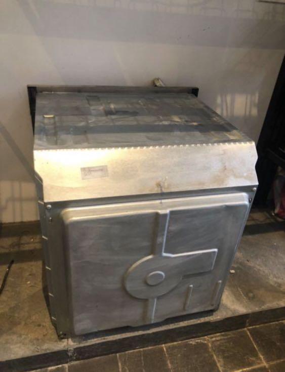 SMEG electric built in oven with SMEG 4 burner ceramic cooktop