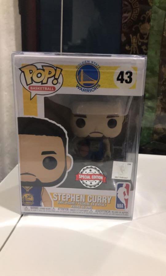 Steph Curry Special Edition Pop (Category: Figurines & Statues) located in Makati City. Submitted by leroyglee (Listing ID 242812600, Image 1). Description: NOOB 10/10 condition add 50 for boss protector .