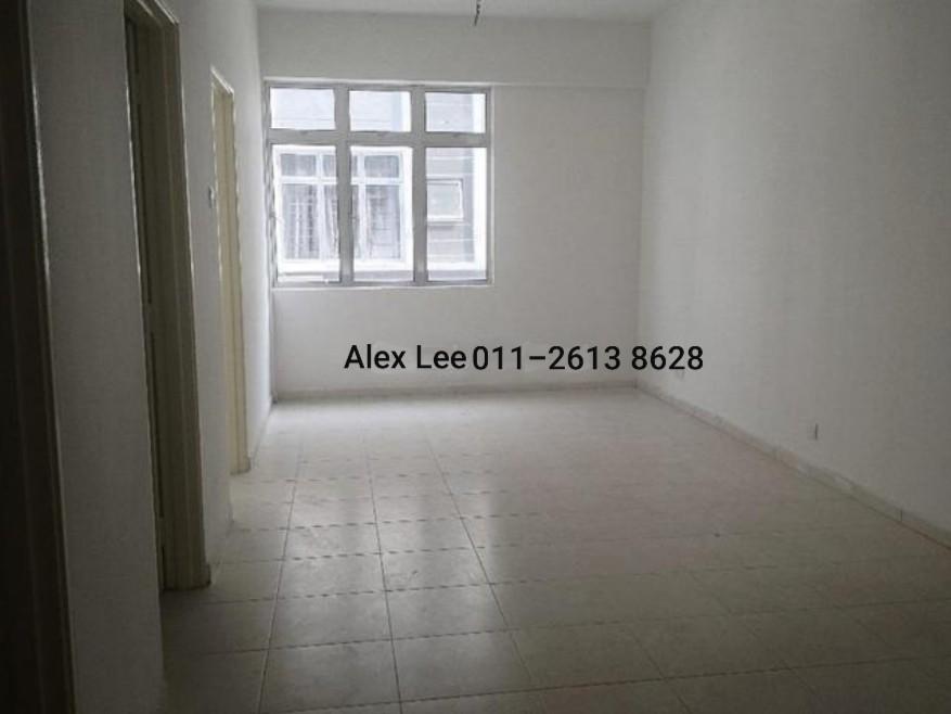 TAMAN SETIA BALAKONG SHOP APARTMENT, Property, For Sale on Carousell