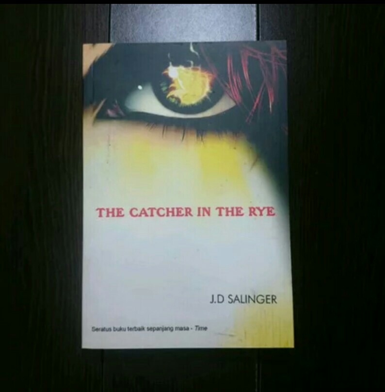 The Catcher in the Rye by J.D . Salinger, Buku & Alat Tulis, Buku di