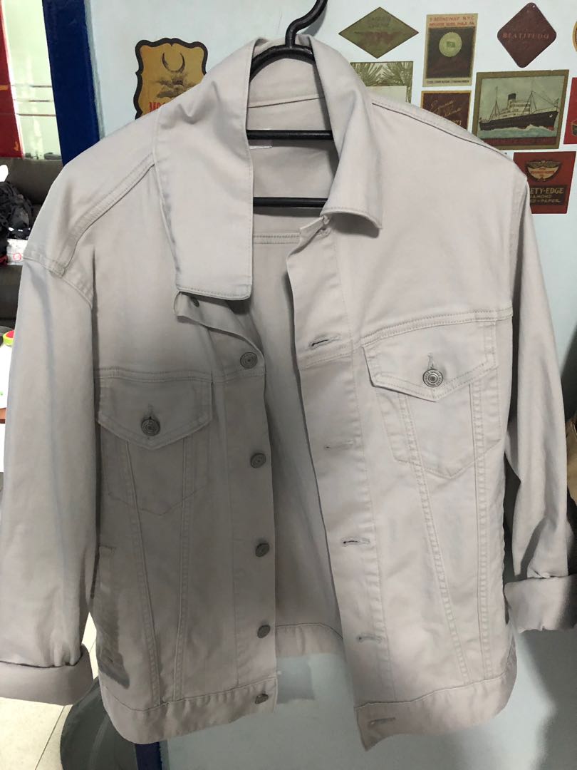 Uniqlo white shop denim jacket