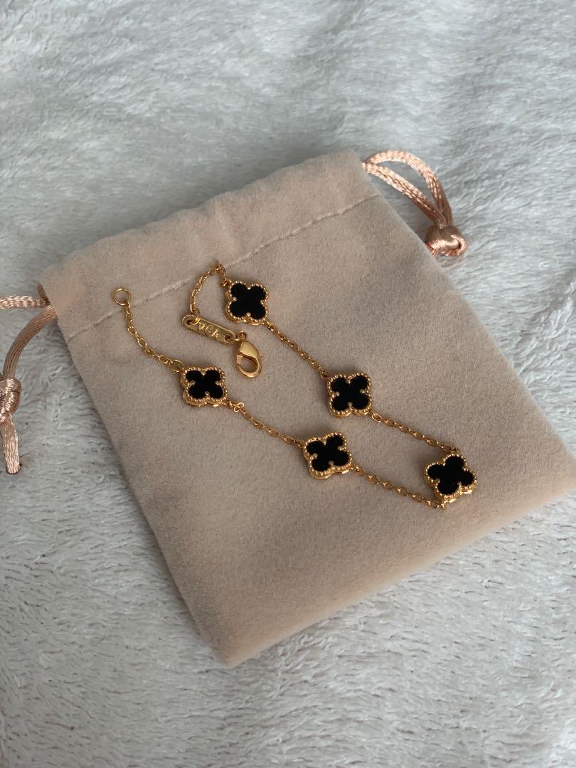 VCA inspired black onyx (Category: Other Accessories) located in Makati City. Submitted by berluxe.ph (Listing ID 242794019, Image 3). Description: Imported from Korea ; non tarnish!.