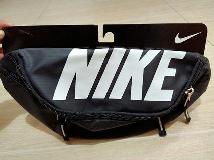 nike leather fanny pack
