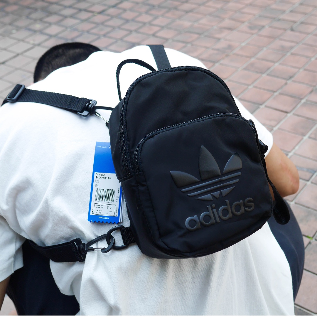 Dv0212 adidas store