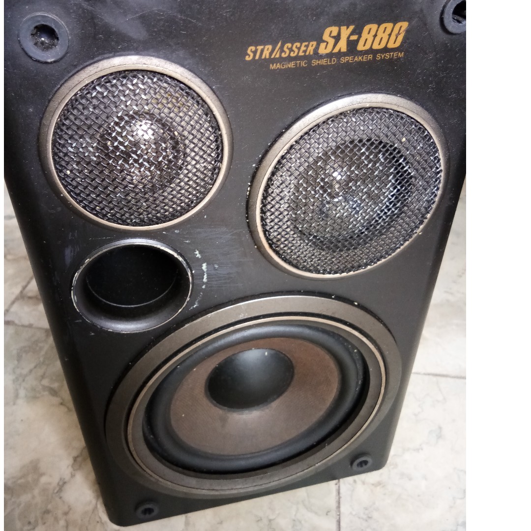 aiwa bass reflex speaker system