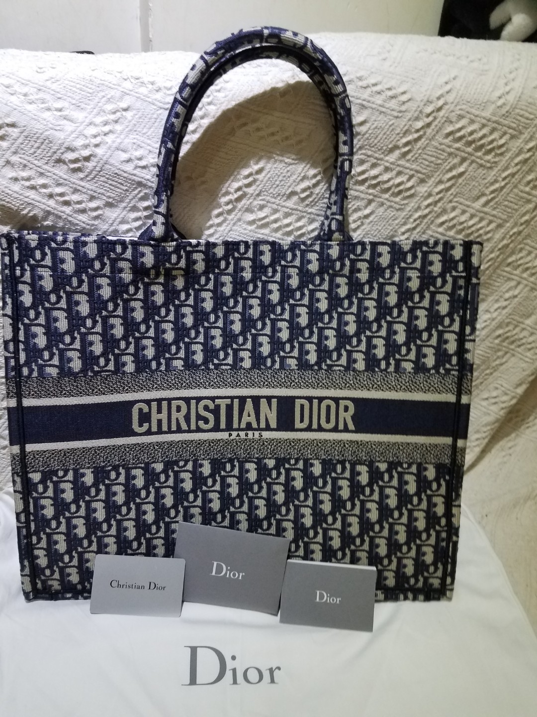 christian dior book tote price