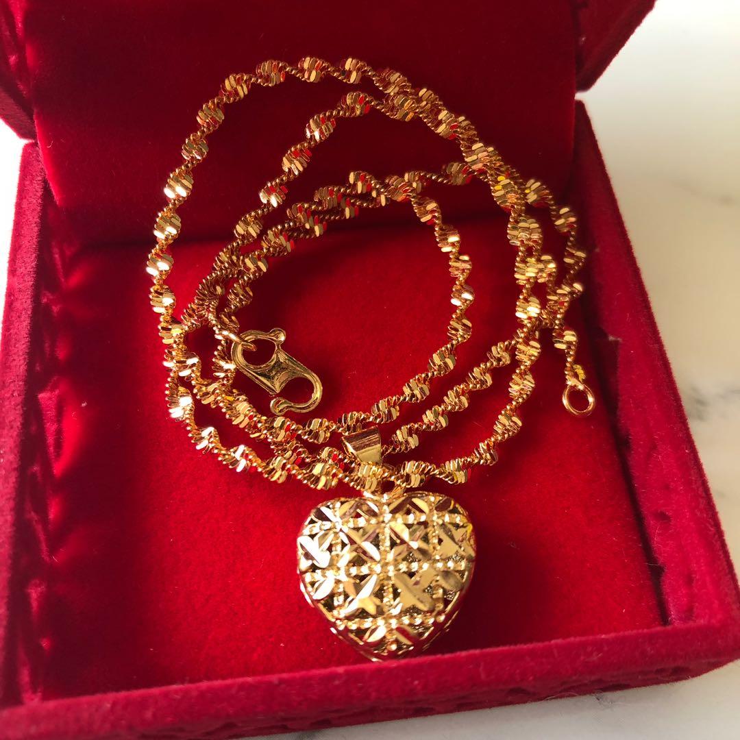 Baby Gold Necklace Set R001 Everything Else on Carousell