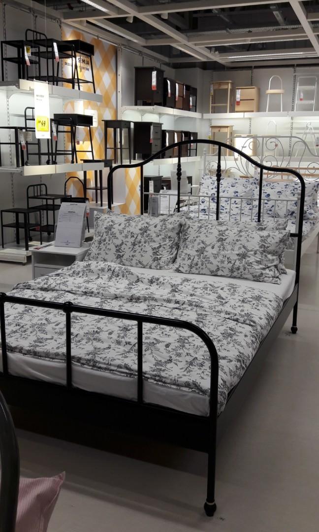 Ikea sagstua queen deals