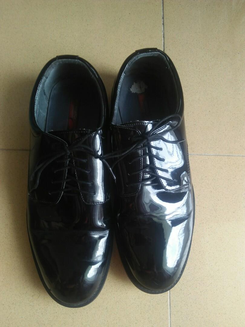 security guard black shoes