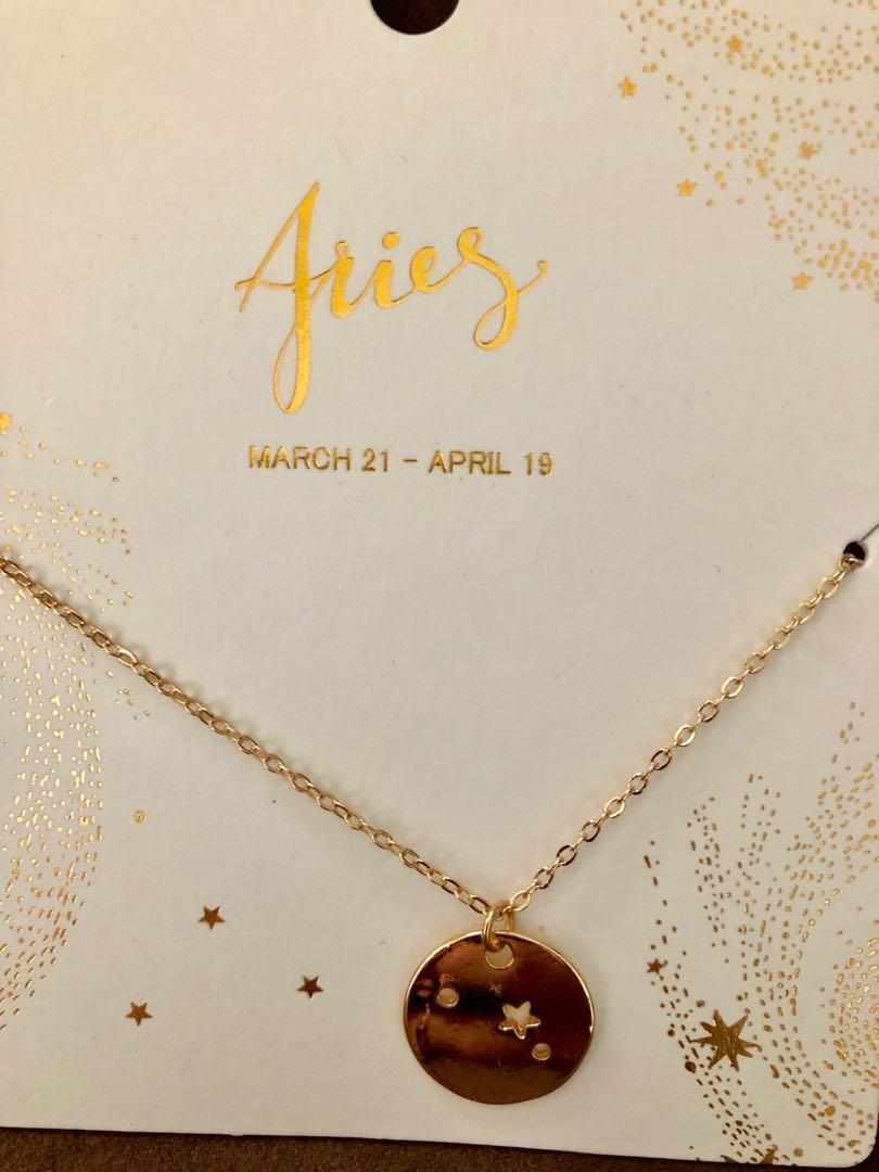 Astrology necklace h&m 2025
