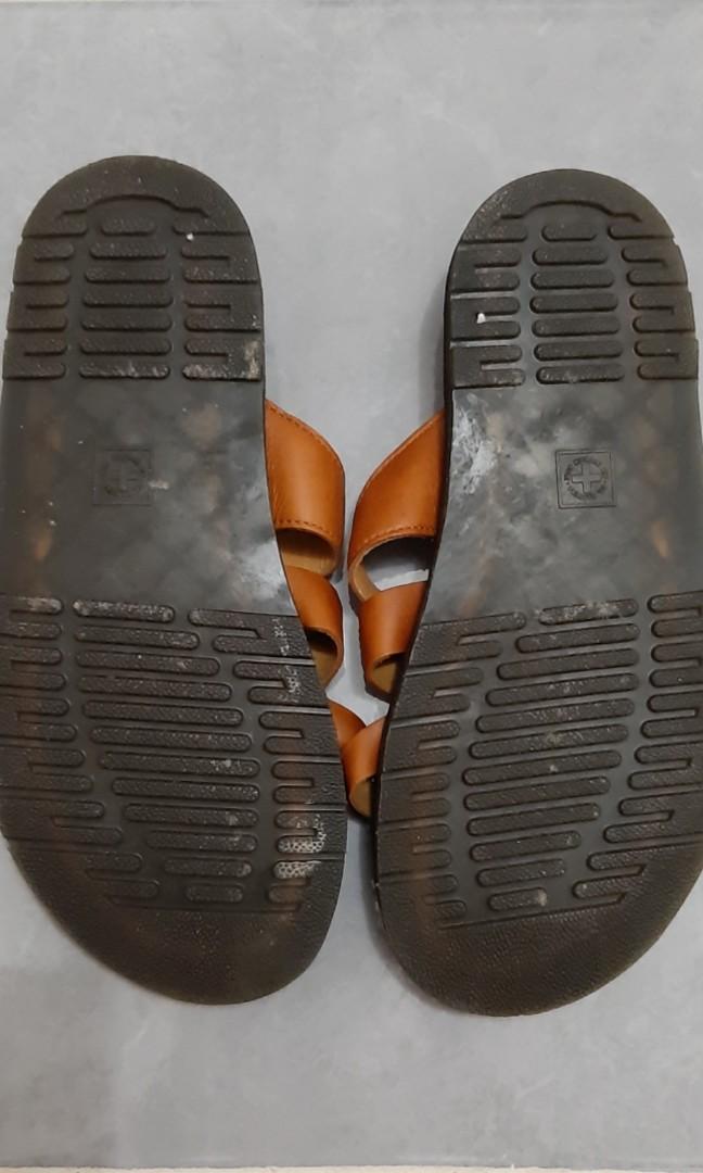 dr martens kassy sandals