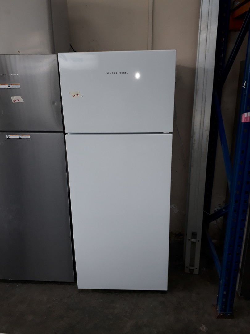 Fisher Paykel 2 Door Refrigerator Fridge Rf440trpw6 438l Look Very New Tv Home Appliances Kitchen Appliances Refrigerators Freezers On Carousell