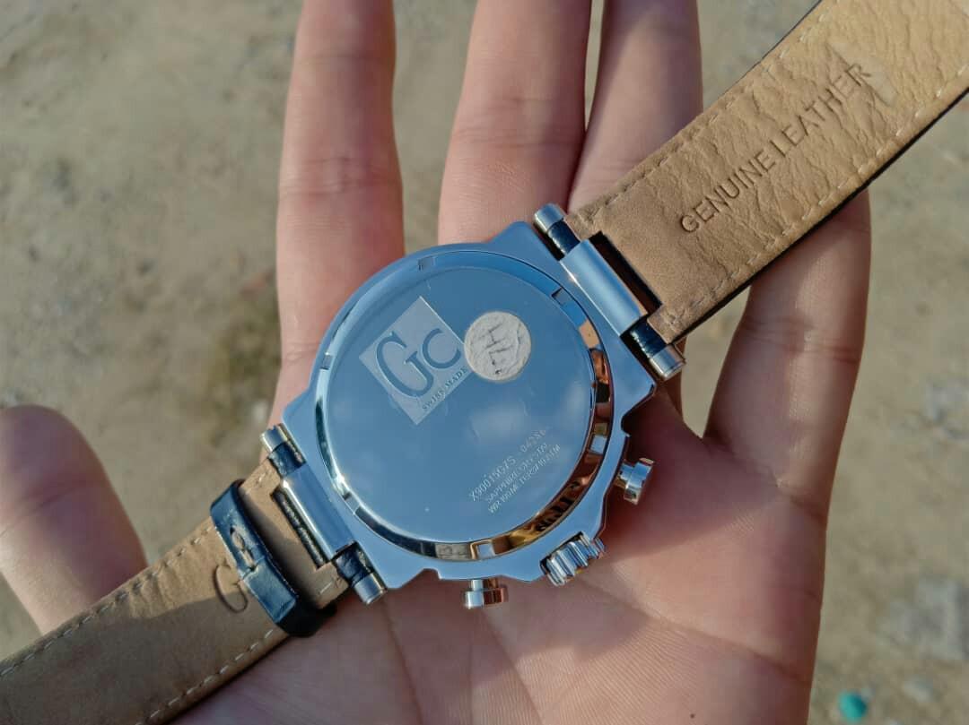 GC WATCH X90015G7S USED LIKE VERY NEW. ITEM UNDER WARRANTY 1 TAHUN LAGI