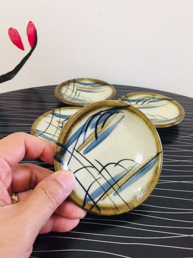 JAPAN SAUCERS 4 PCS JAPANESE CULTURE JAPANESE CROCKERY, Furniture