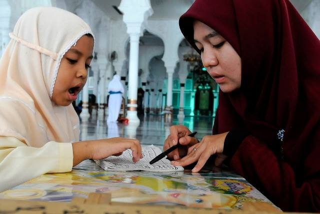 Kerja Sambilan Rm2 300 Guru Quran Hujung Minggu Mengajar Via Whatsapp Mohon Disni Www Majalah30 Blogspot Com P Kerja Html Emel Pm Tidak Akan Dilayan Jobs Part Time Admin Office Finance On Carousell