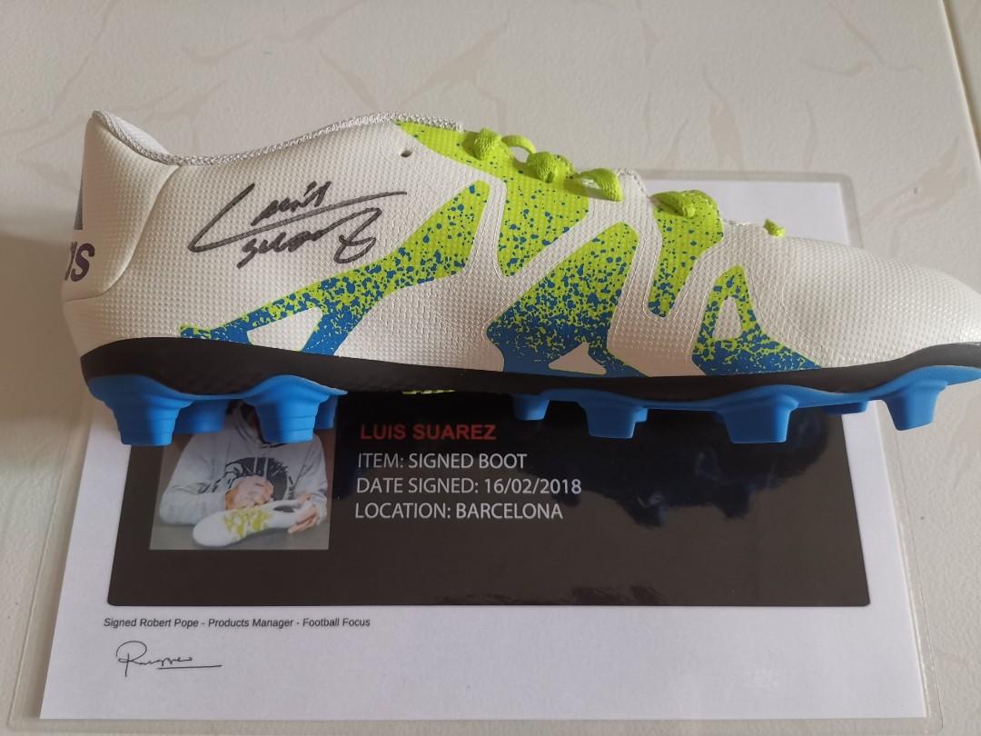 luis suarez cleats 2019