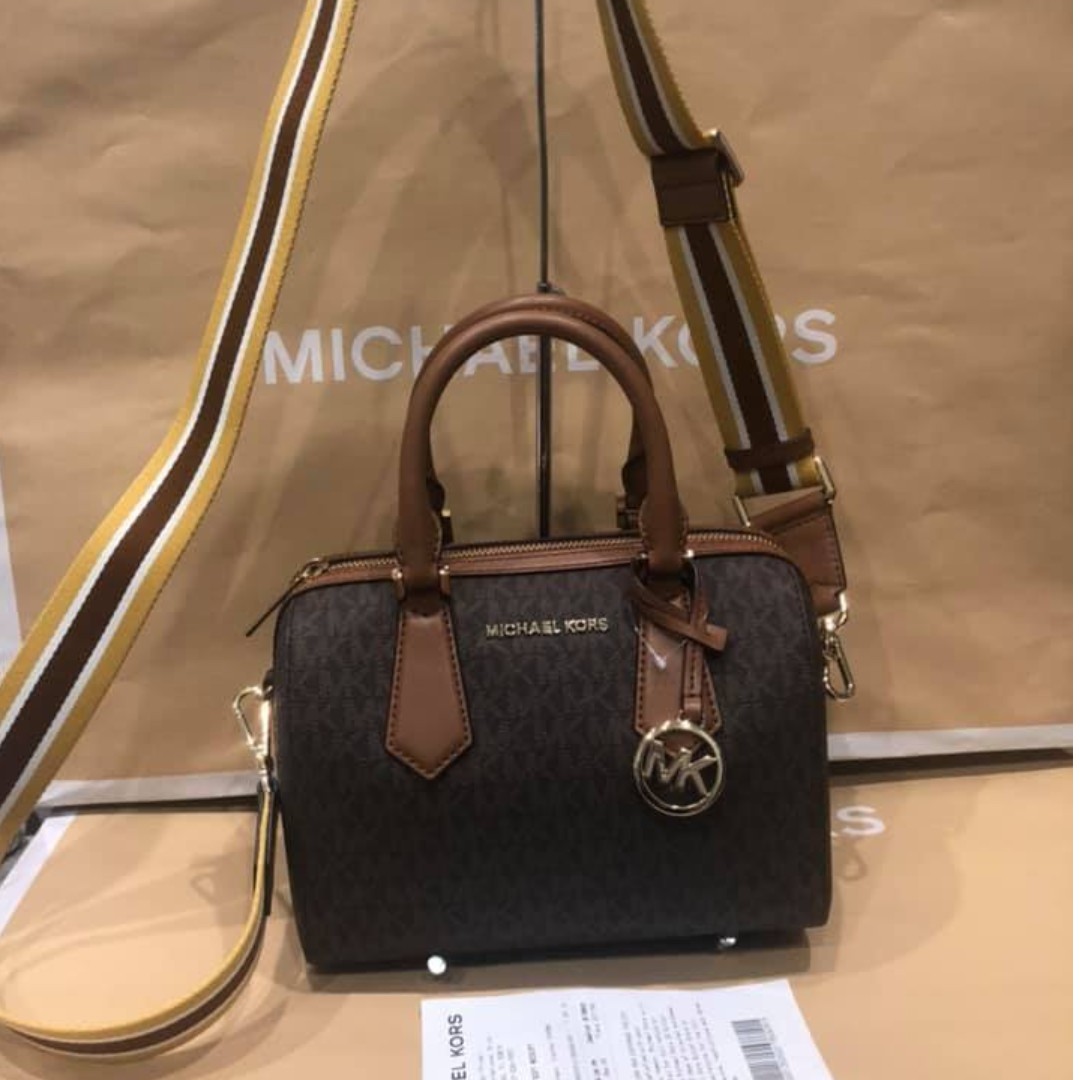 michael kors small hayes