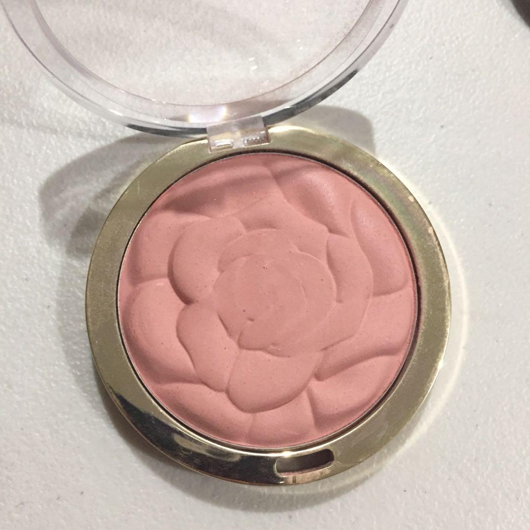 Milani Rose Blush in Tea Rose (Category: Face Care) located in Quezon City. Submitted by roopamakeup (Listing ID 243091730, Image 1). Description: Best selling shade! .
