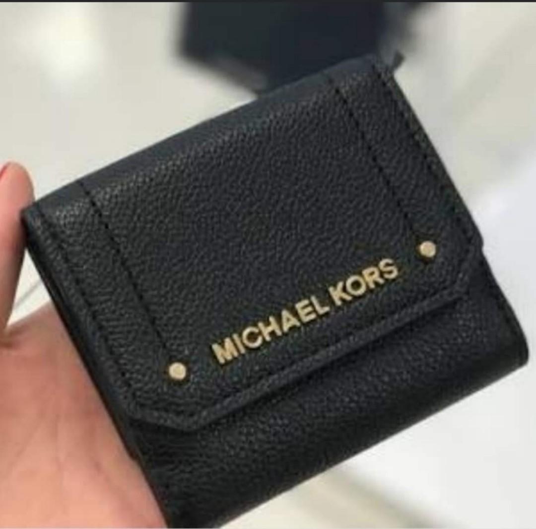 mk hayes wallet