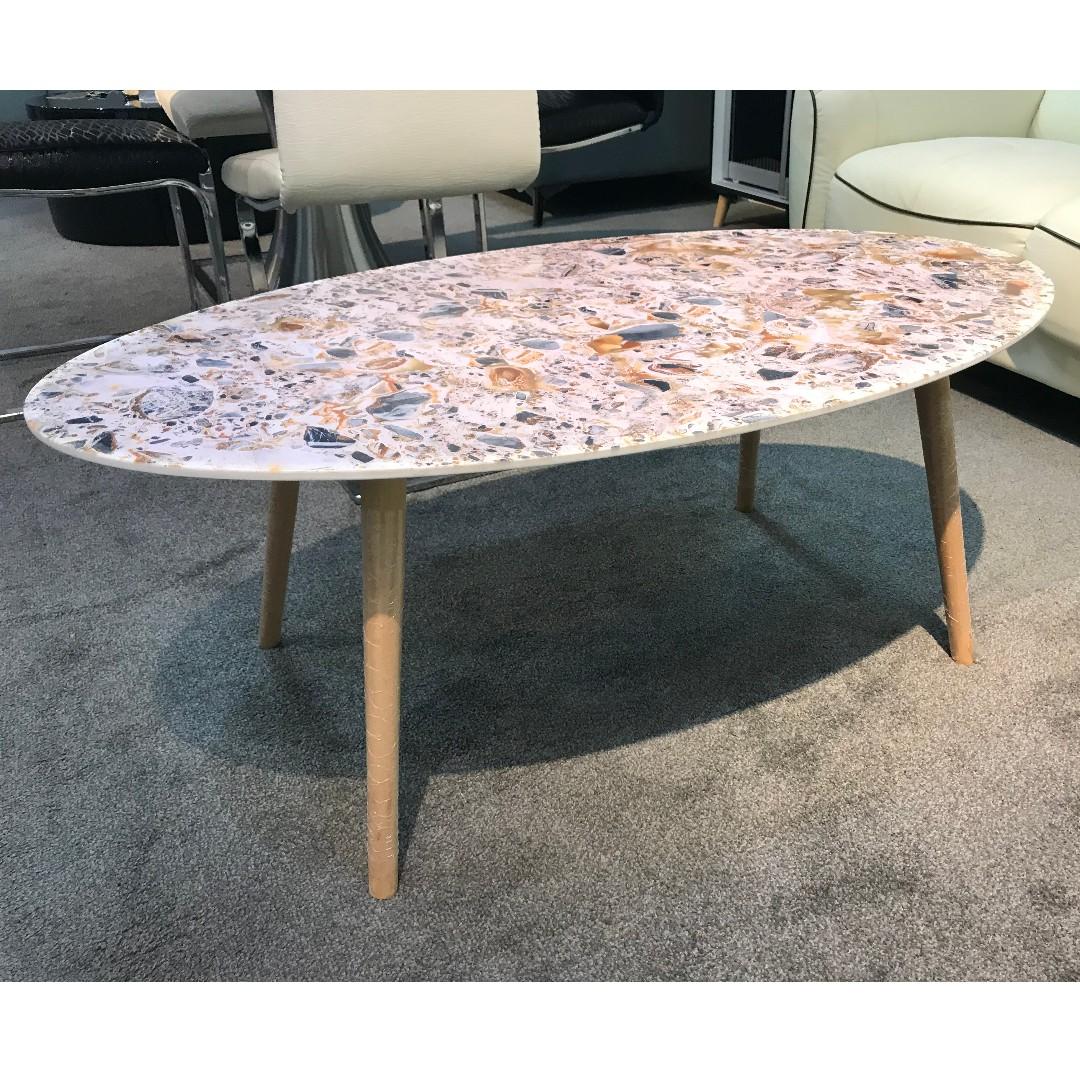 Modern Minimalist Design Coffee Table 116 Furniture Others On Carousell