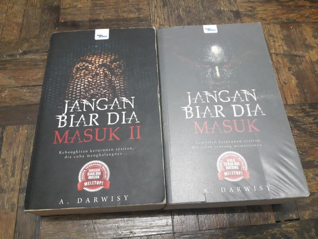 Novel Seram Jangan Biar Dia Masuk Vol 1 And 2 Books Stationery Books On Carousell