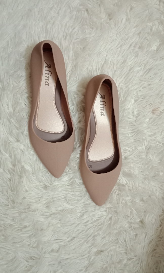 nude color shoes