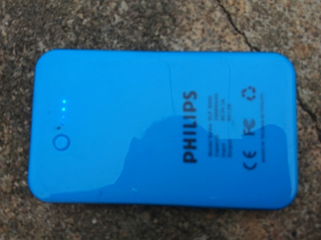 ori PHILIPS 20000mAh power bank made in taiwan good quality, Mobile