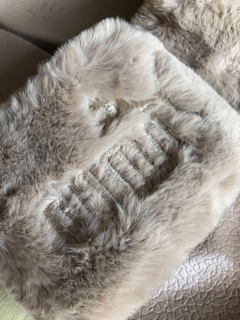Puma furry store slides 2019