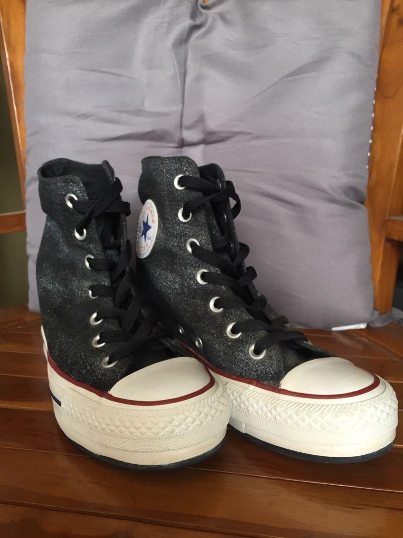 chuck taylor wedge shoes