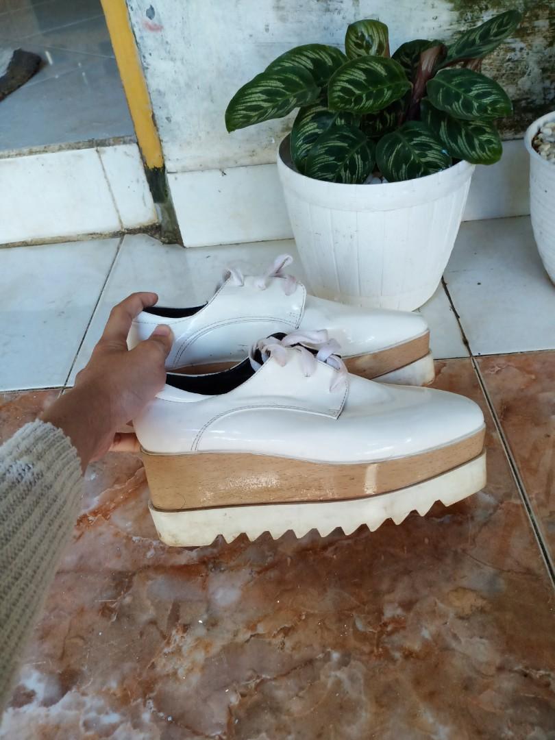 Sepatu Putih Hak Tinggi Fesyen Wanita Sepatu Di Carousell