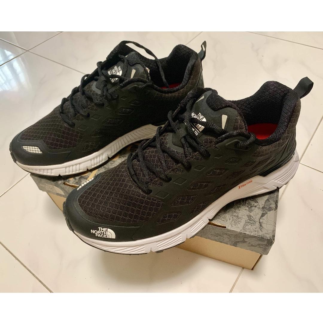 The North Face MENS Endurus TR Trail Running Shoe US 10 Black