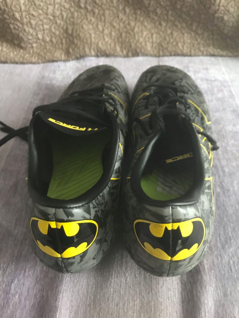 Under Armour Batman Limited Addition Football Boots Men S Fashion