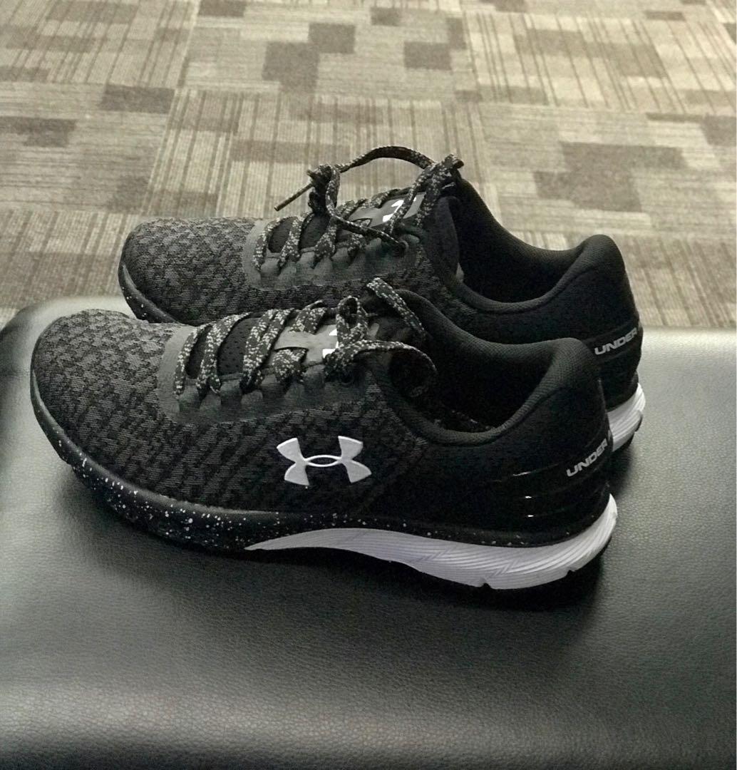 under armour charged escape reflect