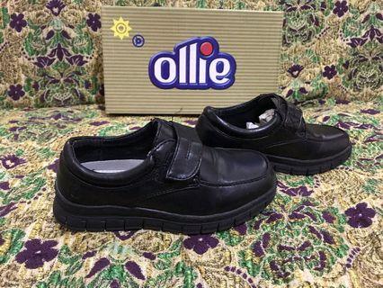 Pre-loved Ollie Black Shoes
