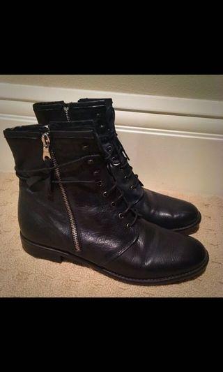 Version curio size 39 women’s shoes