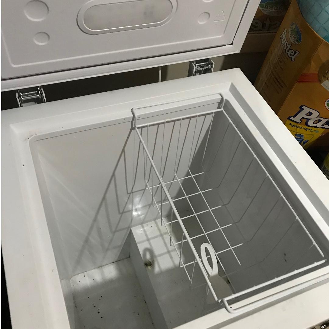2nd Hand Chest Freezer 3.5cu.ft, TV & Home Appliances, Kitchen