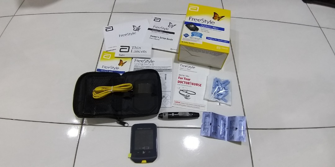 Abbott FreeStyle Optium Neo blood Glucose & Ketone Monitoring System
