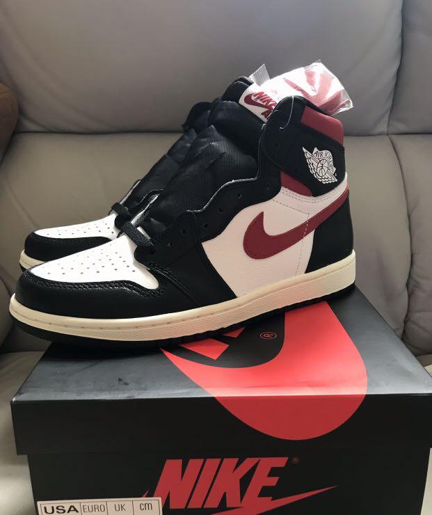aj1 red gym