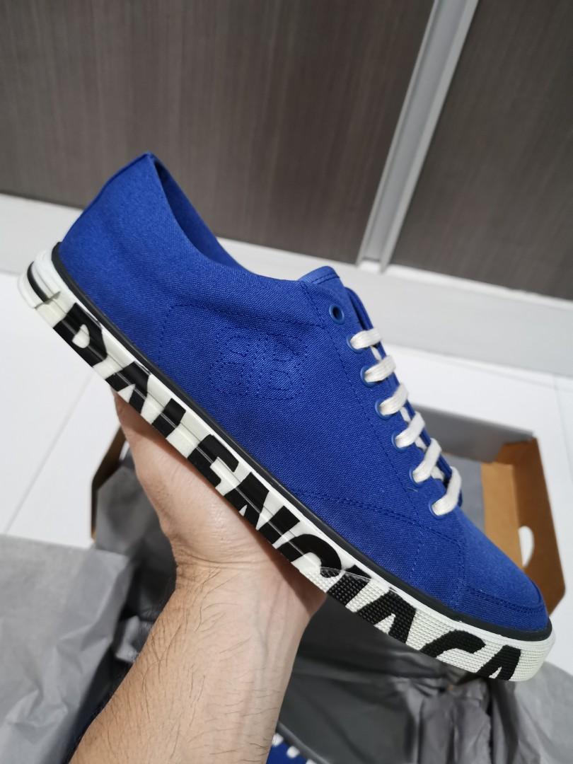 blue low top balenciaga